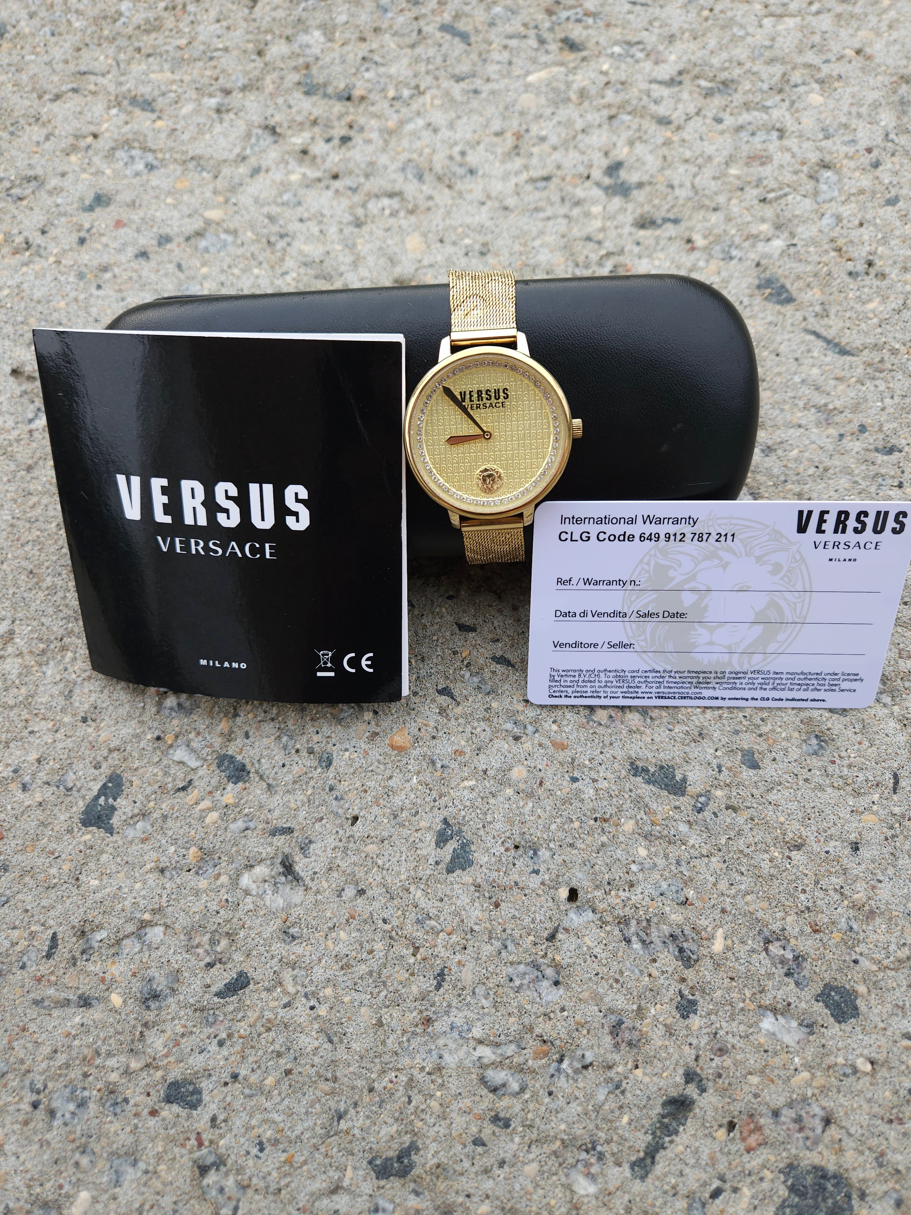 Authentic Versus Versace La Villette Gold Mesh Watch (With Warranty/CLG)